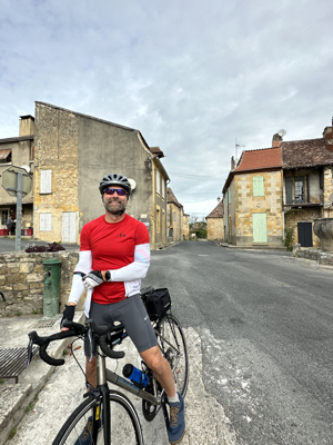 Cycling in Lanquais France